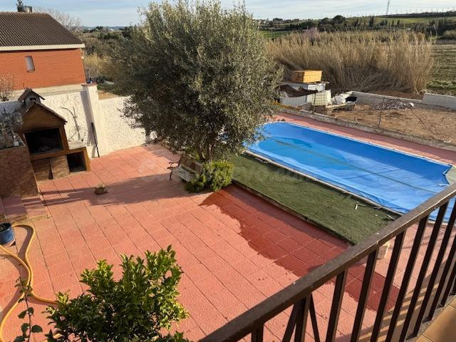 PRECIOSA CASA EN VENTA EN CAN MAS CON GRAN PISCINA - foto 4