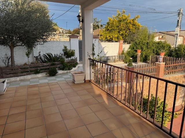 PRECIOSA CASA EN VENTA EN CAN MAS CON GRAN PISCINA - foto 5