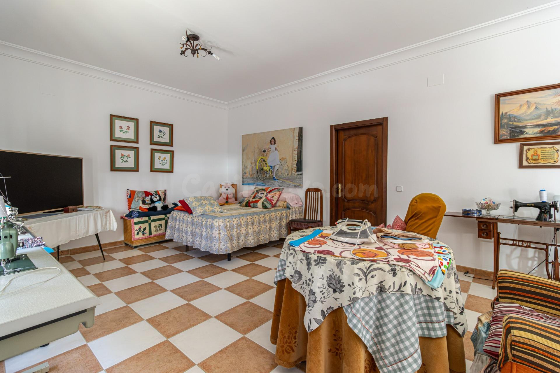 ESTUPENDA CASA EN PATERNA DE RIVERA - foto 5