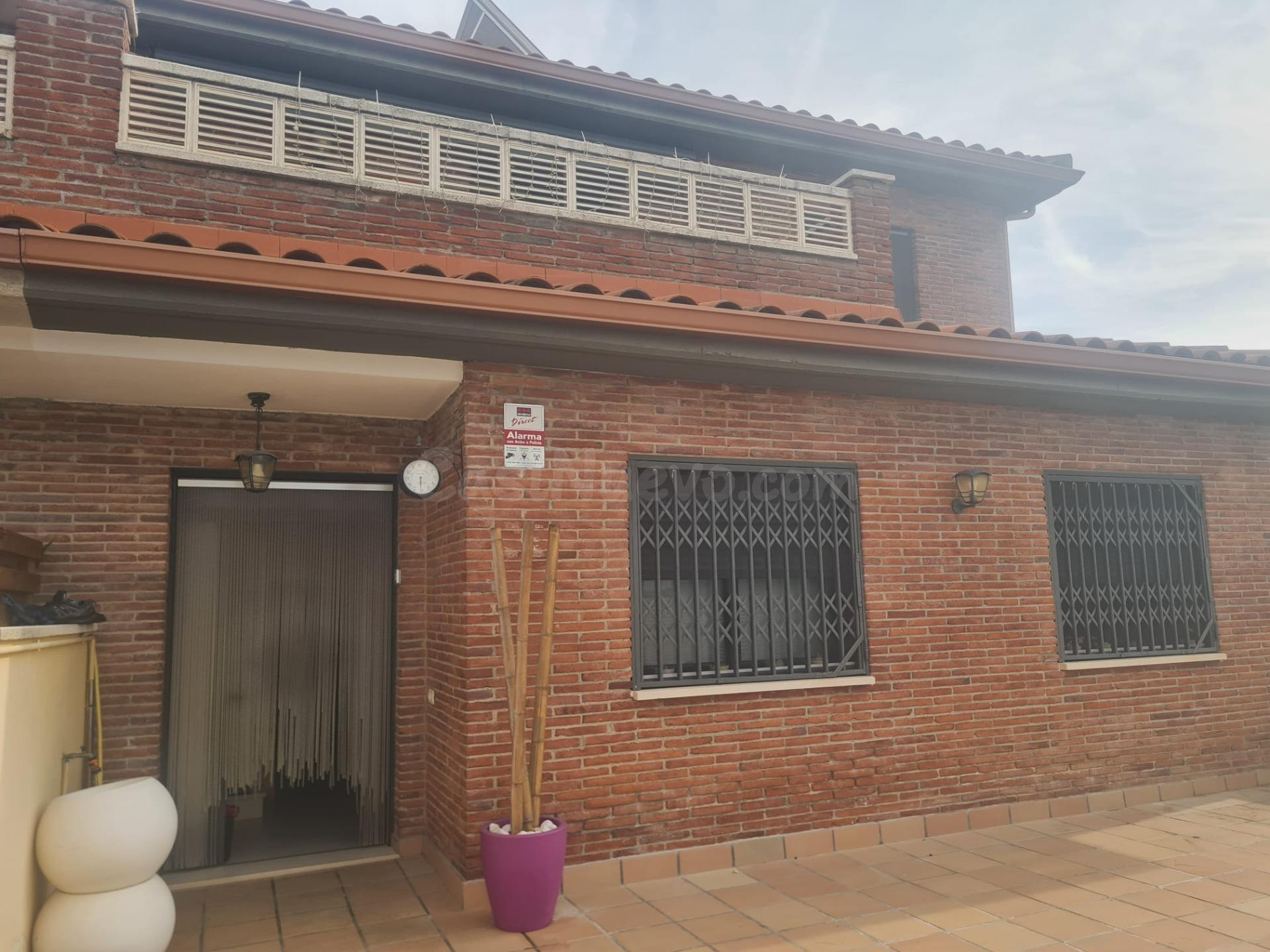PRECIOSA CASA EN VENTA EN LAS CARPAS DE ABRERA