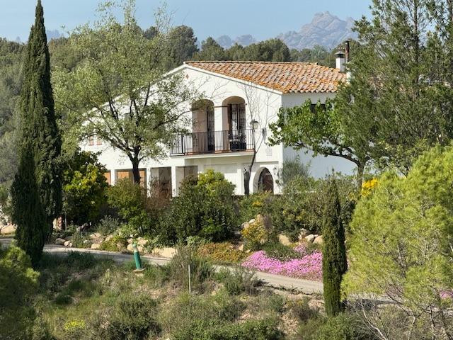 OFERTA +++ PRECIOSA MASIA CATALANA EN VENTA CON MAS DE 95.00