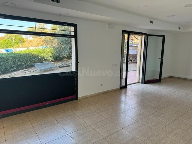 ALQUILER LOCAL COMERCIAL BUENA ZONA DE GELIDA - foto 5
