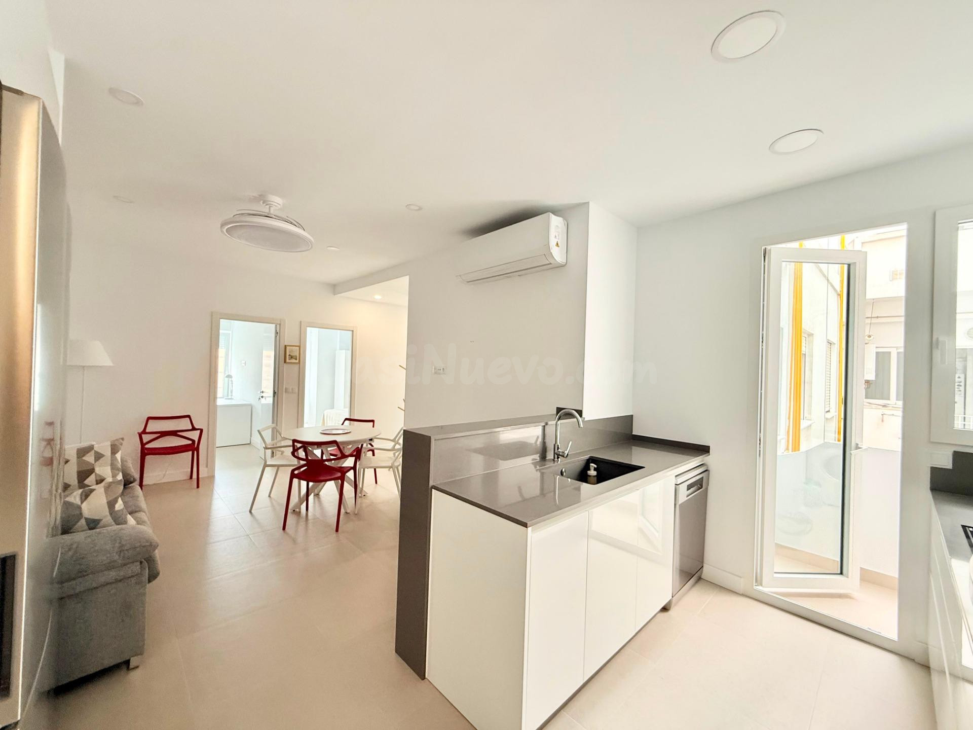 ALQUILER DE VIVIENDA REFORMADA A ESTRENAR EN PLENO CENTRO DE - foto 4