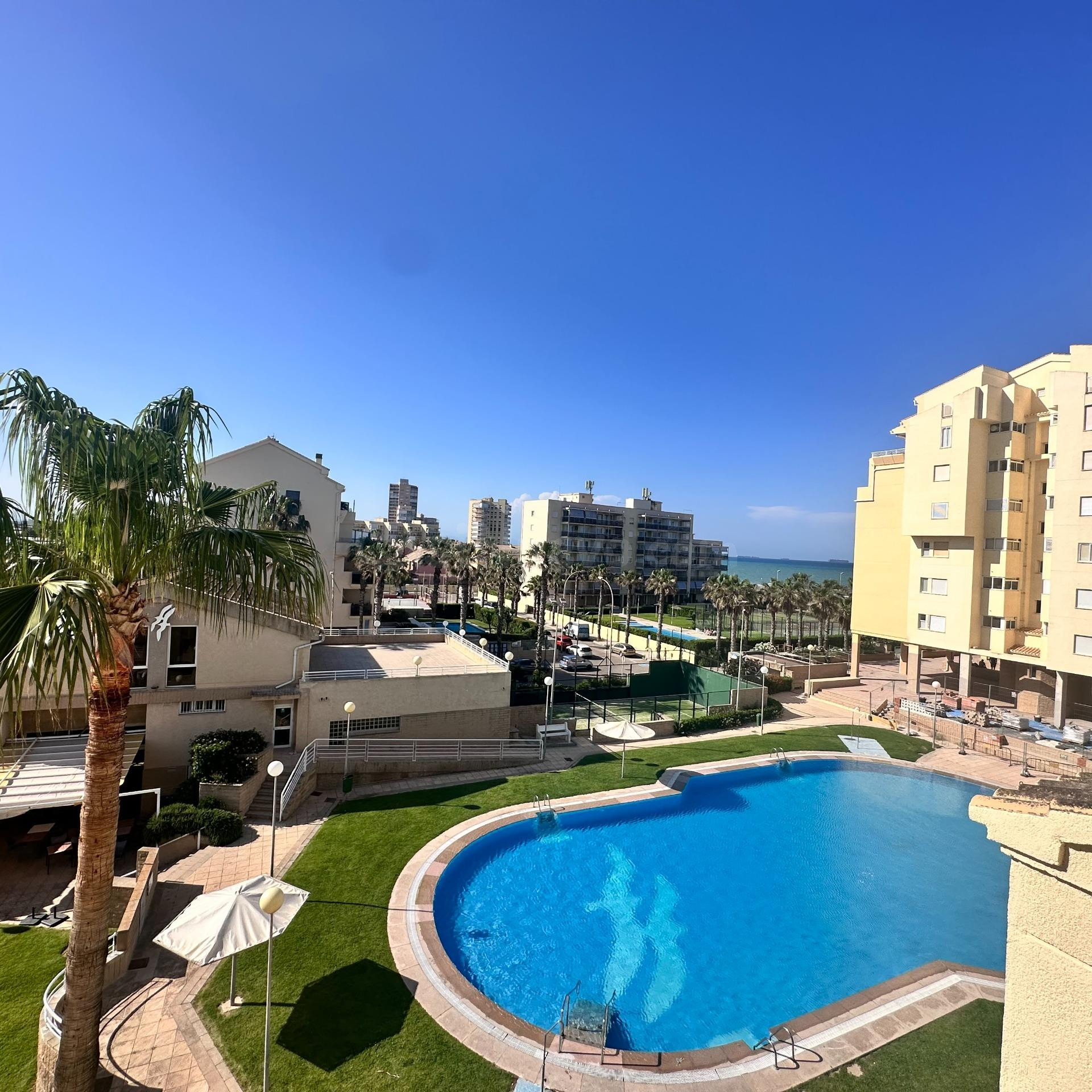 APARTAMENTO EN VENTA EN URBANIZACIÓN PLAYAS DE CIVISA - foto 4
