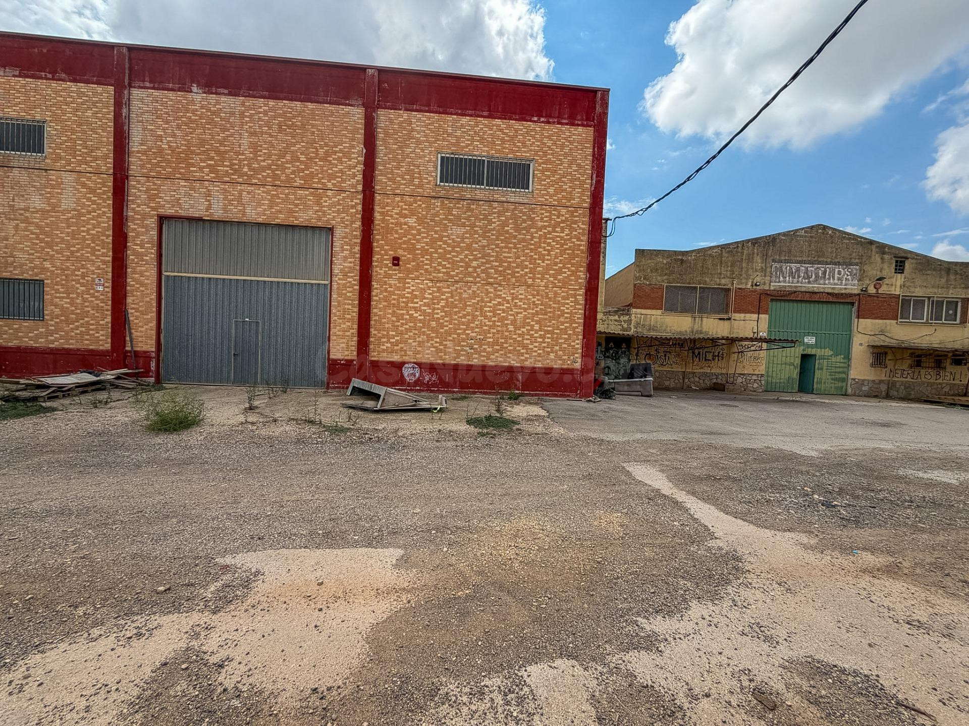 Nave industrial en Silla | Amplio espacio diáfano y gran cap