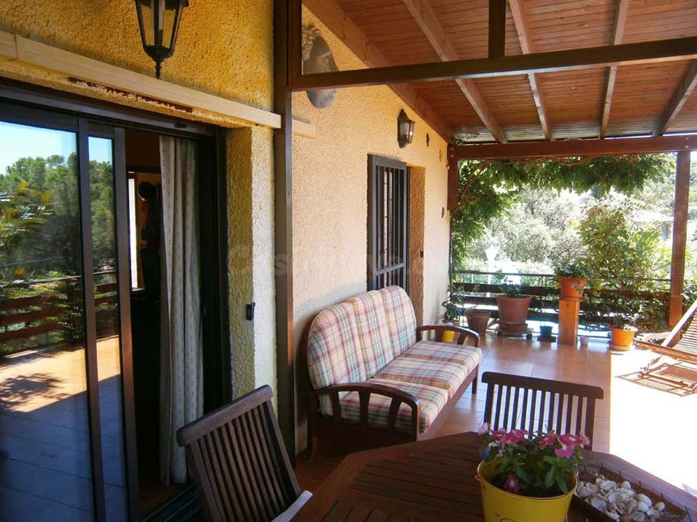Casa en Urbanización Les Teules, reformada. Parcela de 685 m - foto 3