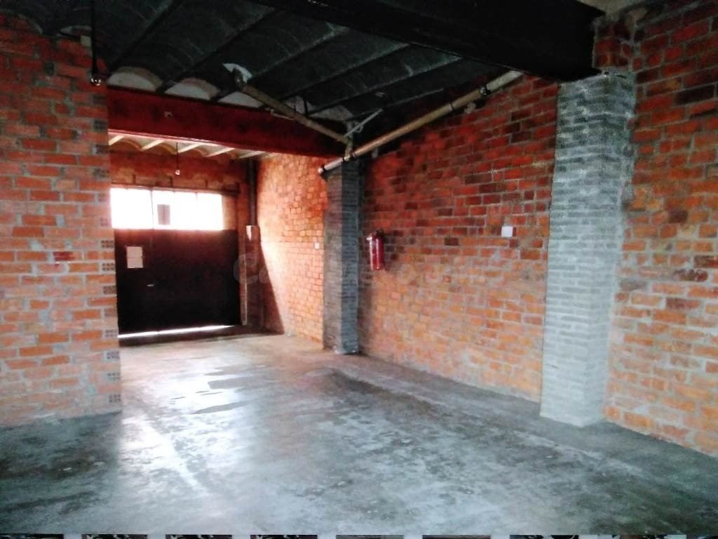 Almacén diáfano de 195 m2. - foto 2