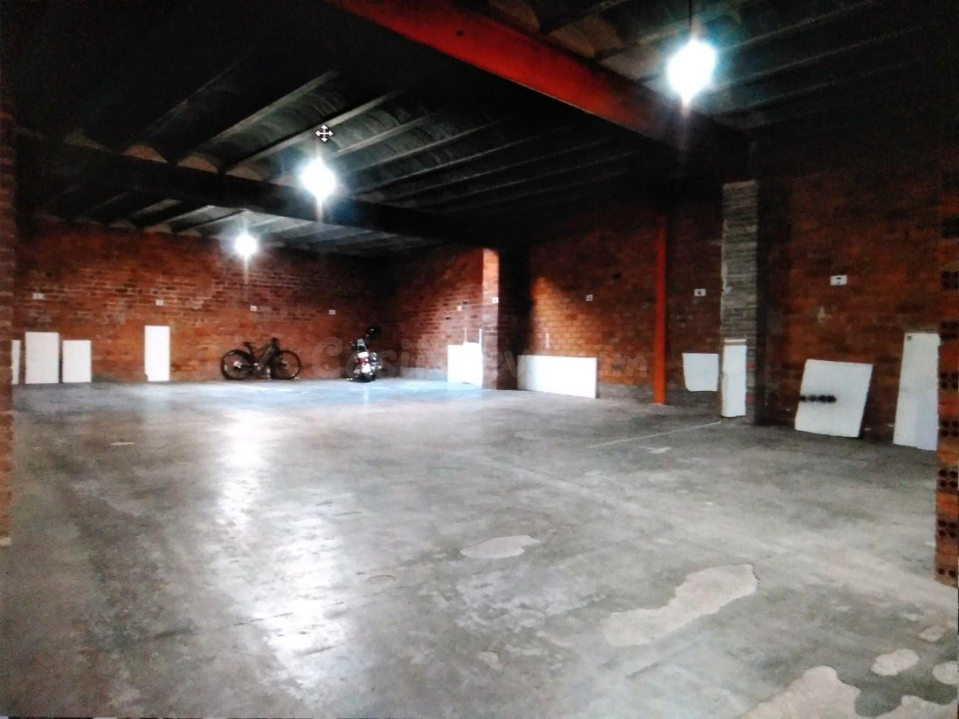 Almacén diáfano de 195 m2. - foto 5