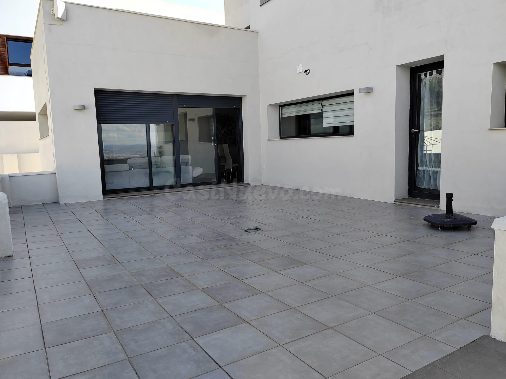 Exclusivo chalet en Cañadas del Parque - foto 4