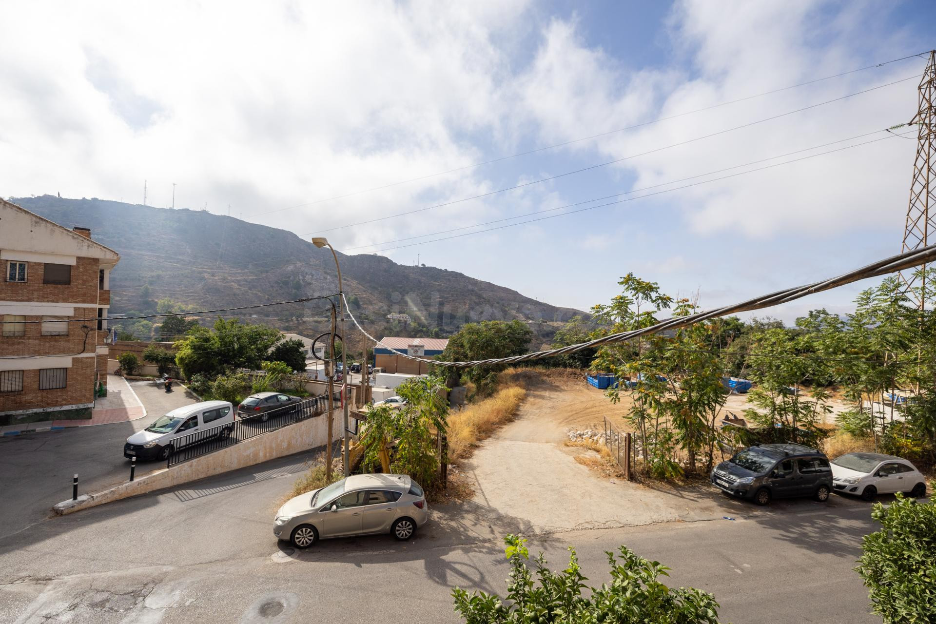 Gran Oportunidad en Lanjarón – Edificio en Obra con Alto Pot - foto 3