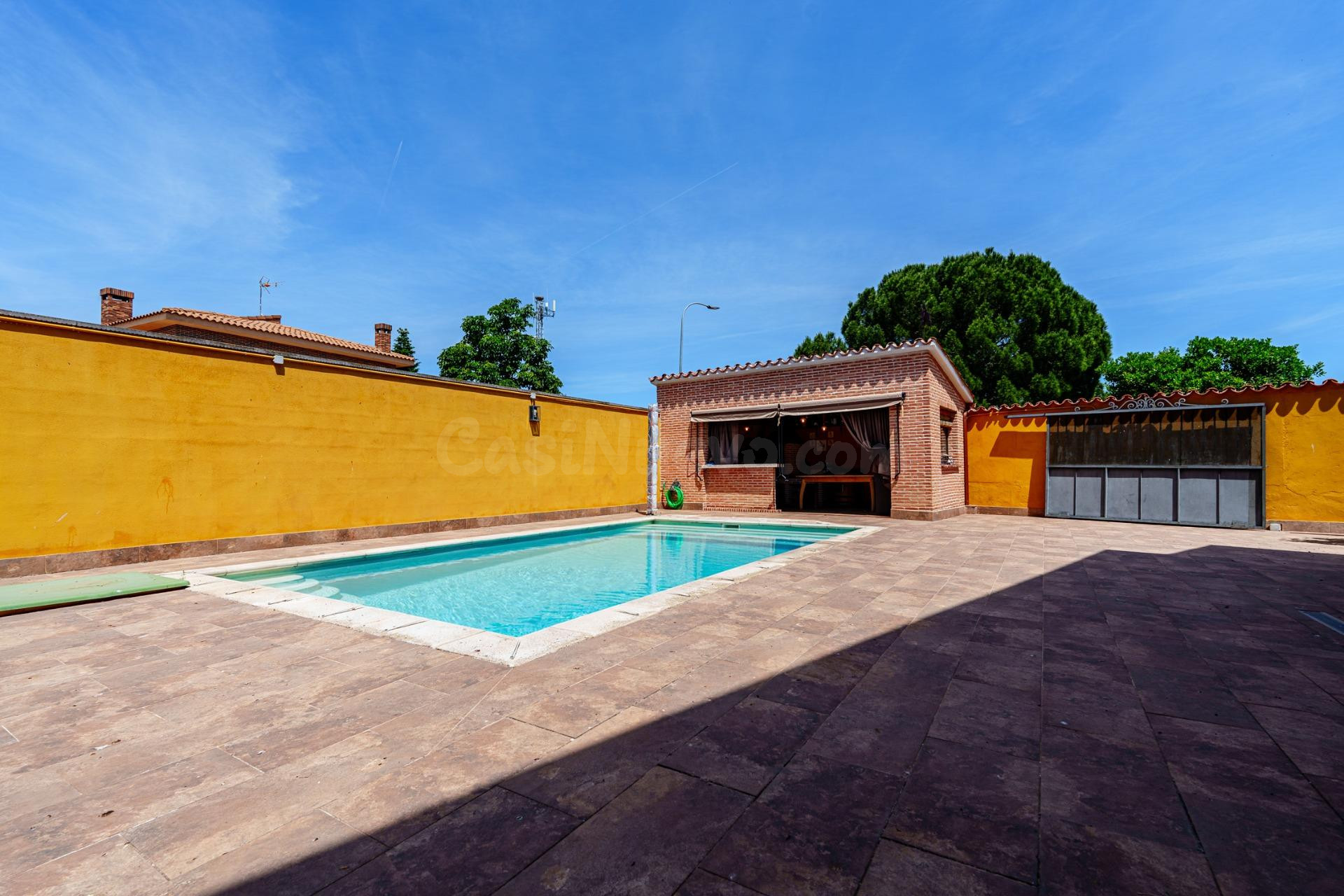 Casa en venta en Yunquera de Henares - foto 2
