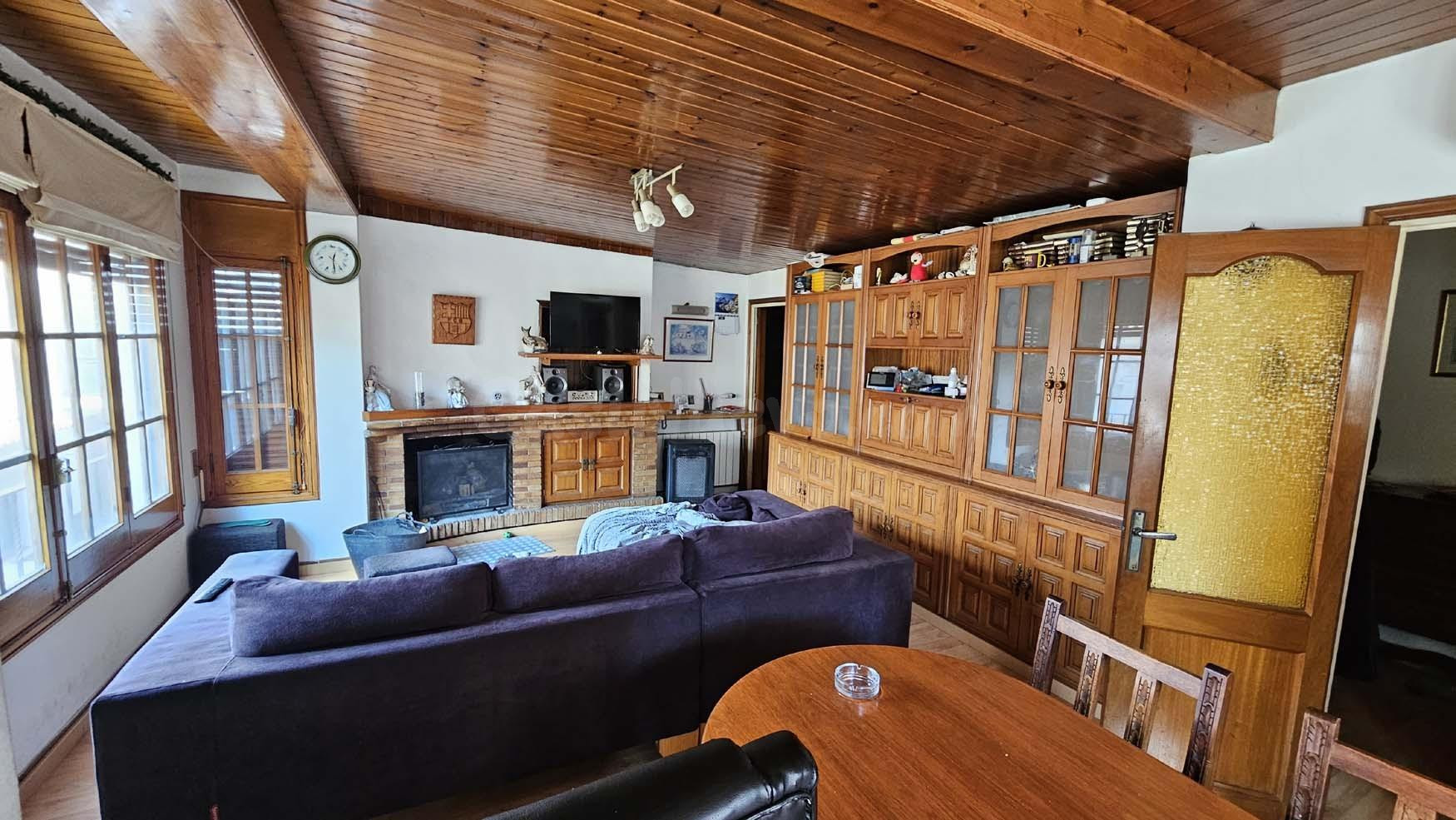 Casa muy céntrica con 2 viviendas independientes, garaje, ja - foto 2