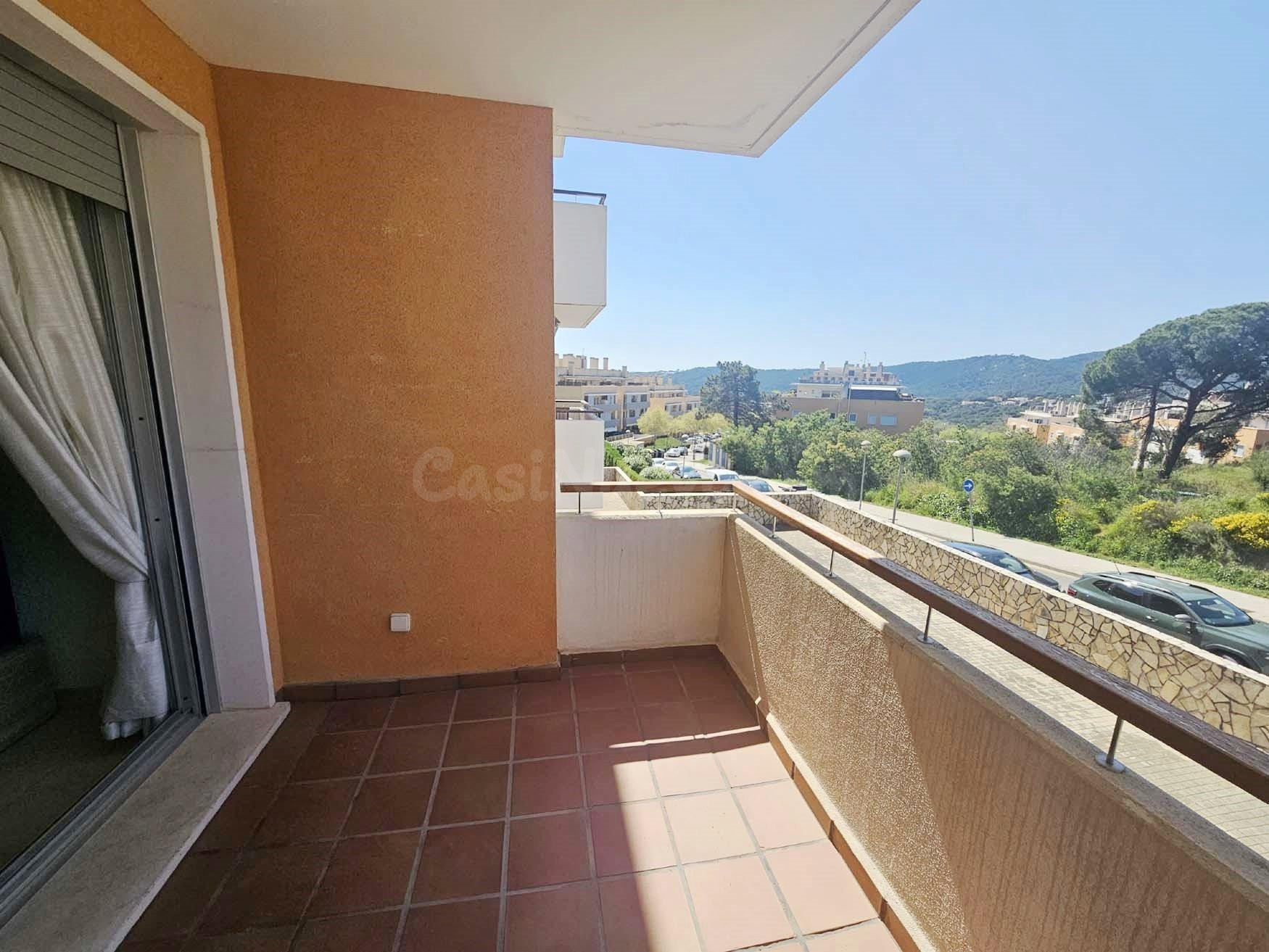 Piso en Mas Balmanya, ascensor, plaza de parking, piscina.