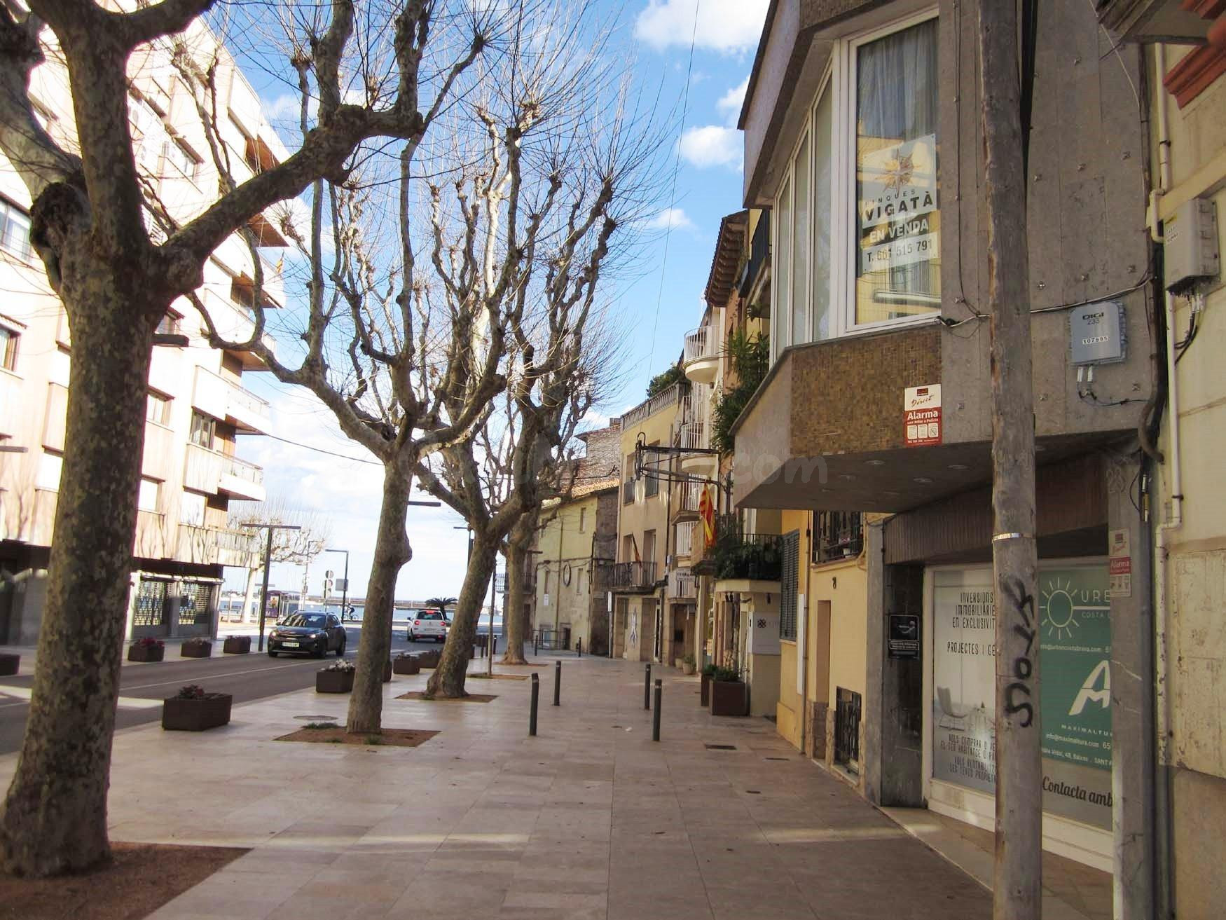 Vivienda tipo duplex situada a 100 metros del Paseo del Mar - foto 4