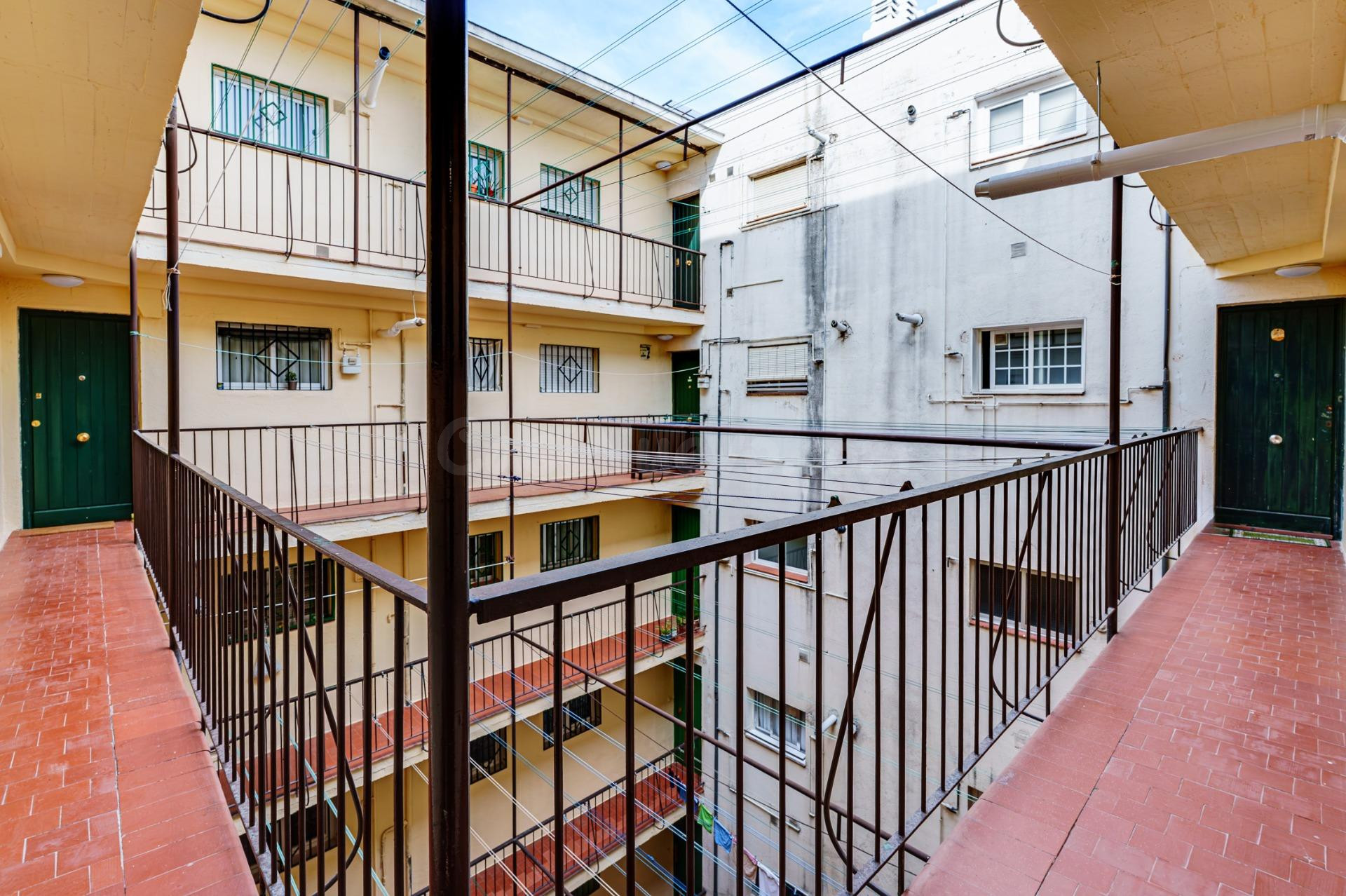 Piso en venta en la zona de Plaza Castilla, Chamartin - foto 2