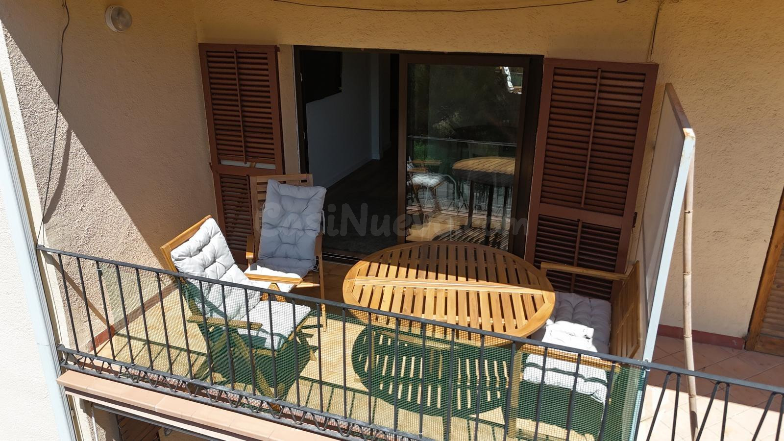 Apartamento totalmente reformado al lado de la cala Cap Roig - foto 2