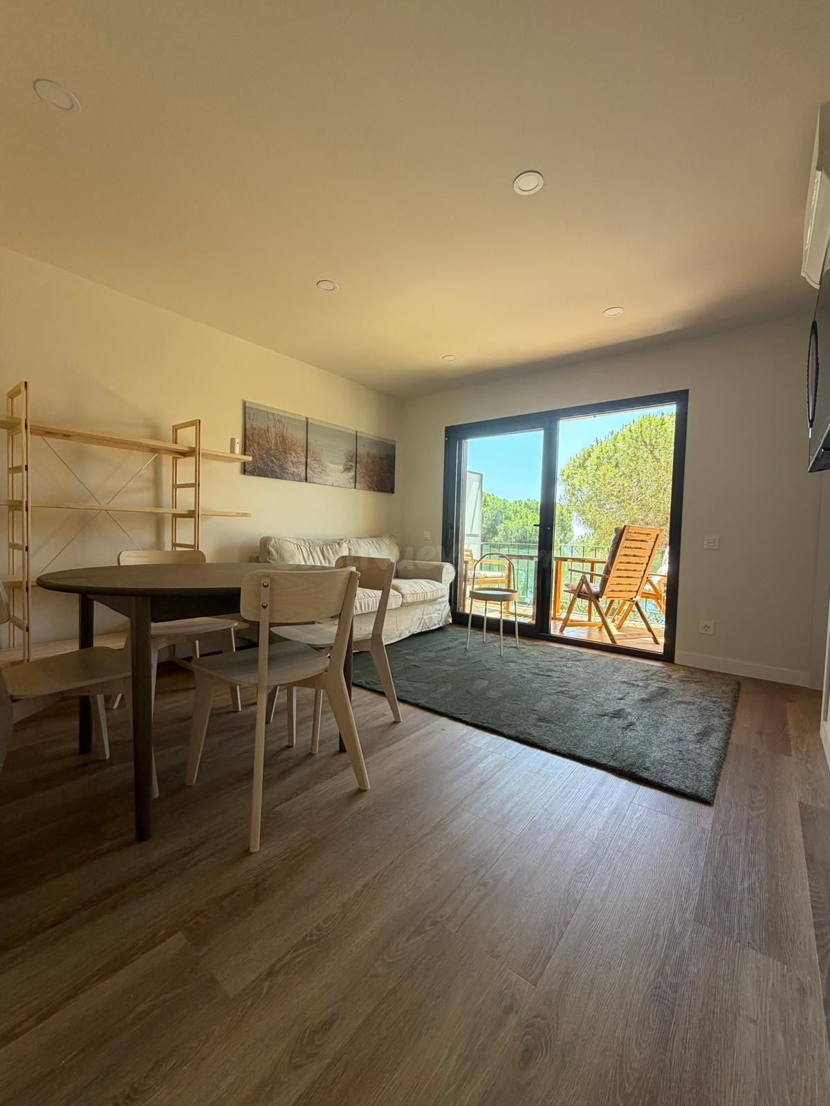 Apartamento totalmente reformado al lado de la cala Cap Roig - foto 3