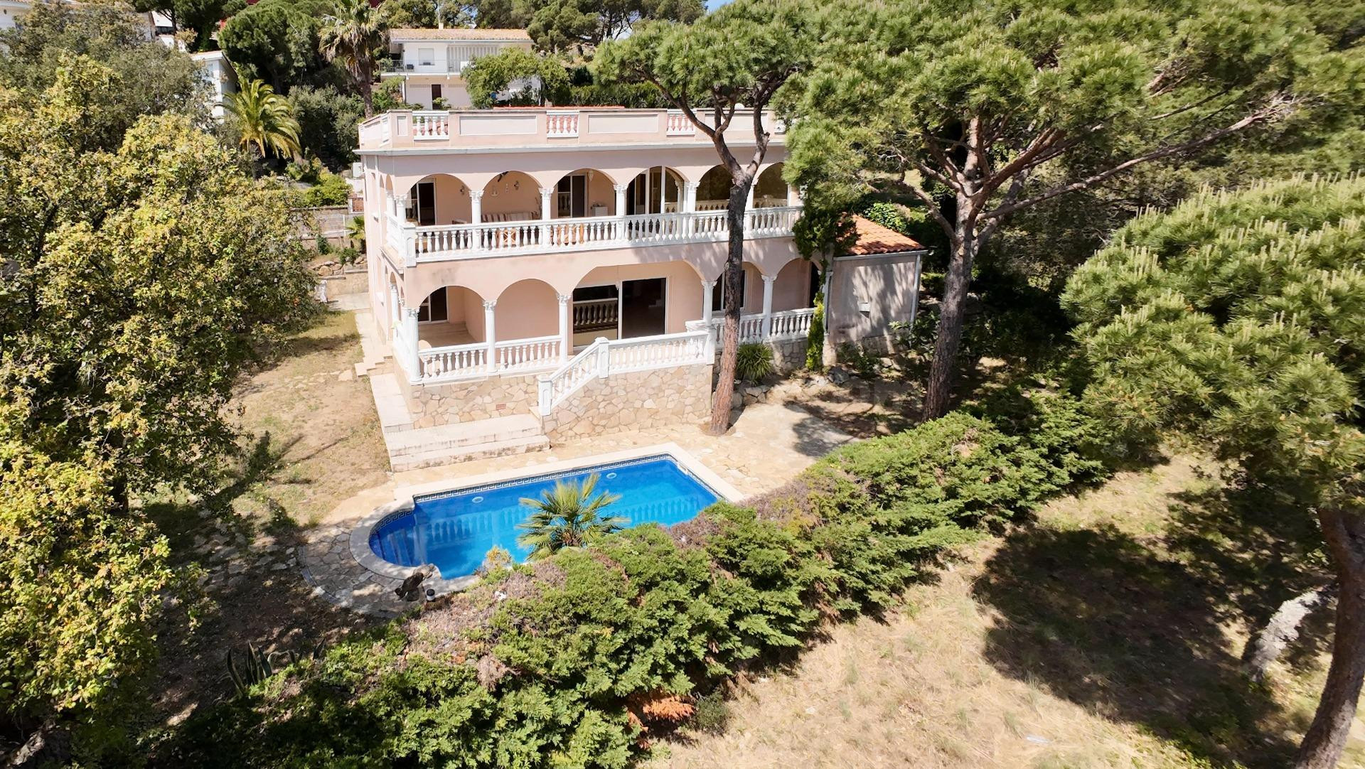 Casa en Platja d'Aro con impresionantes vistas al mar y a la montaña. - foto 3
