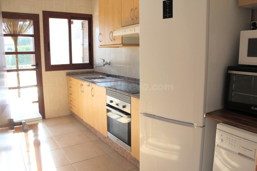 Chalet independiente, piscina privada, garaje, aire acondici - foto 5