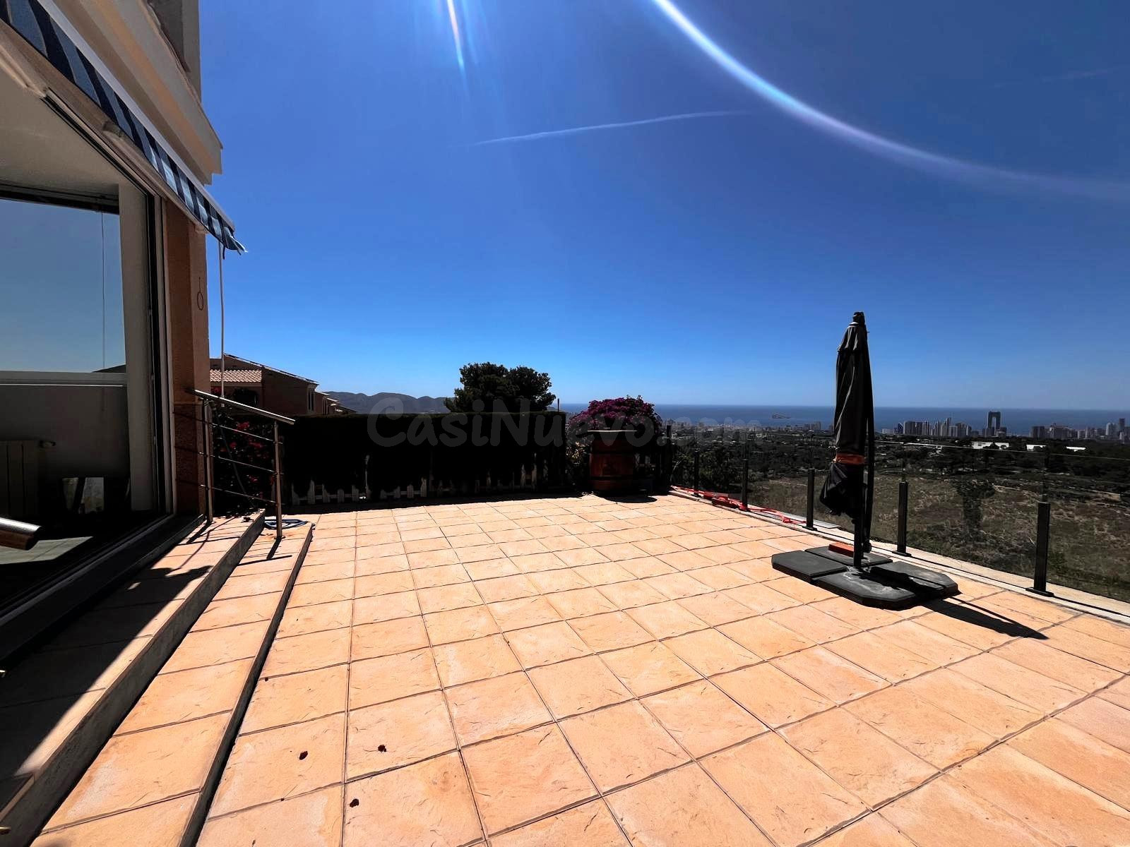 APARTAMENTO VISTAS AL MAR, MODERNO
