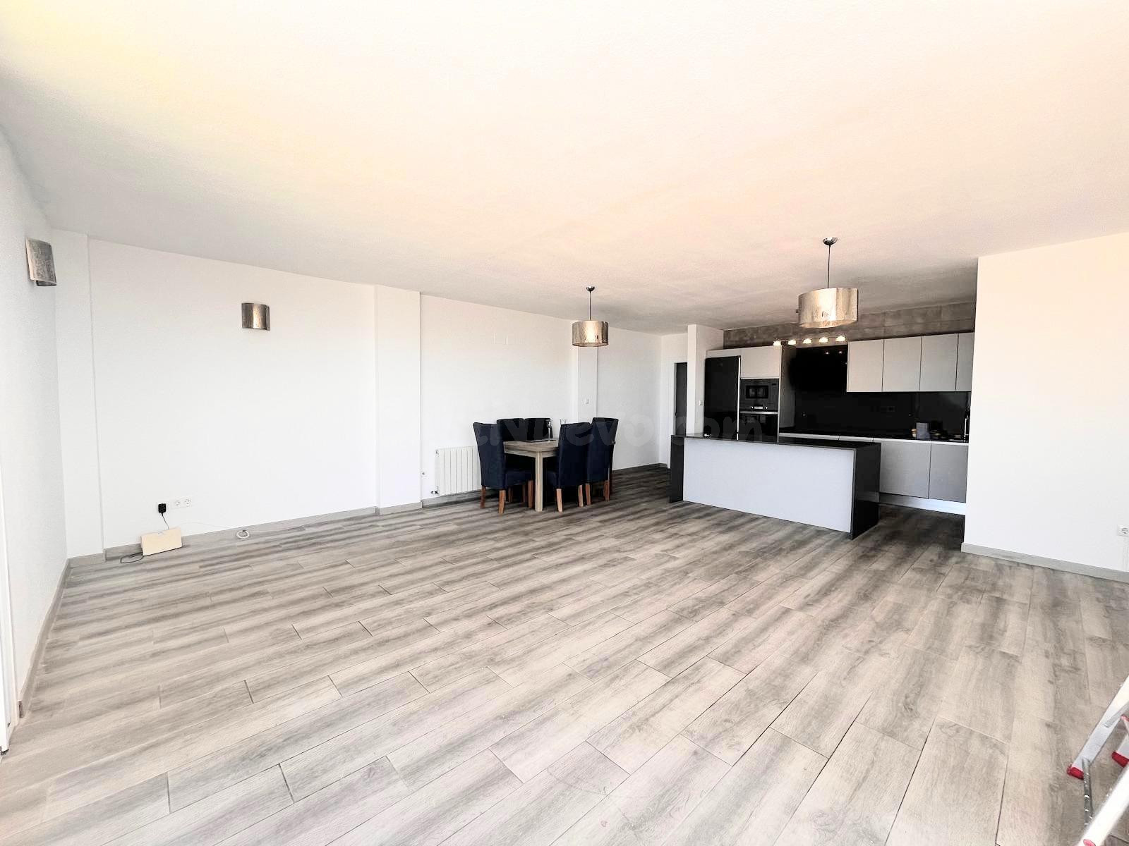 APARTAMENTO VISTAS AL MAR, MODERNO - foto 4