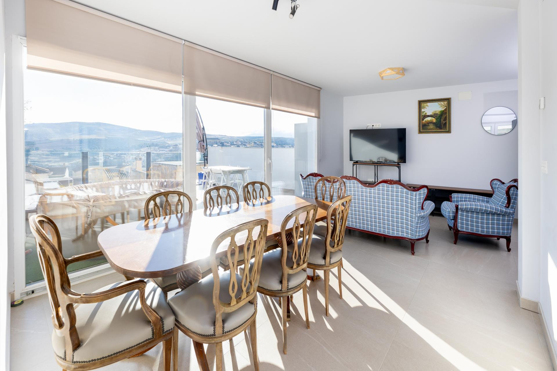 ESPECTACULAR ATICO CON TERRAZA Y MARAVILLOSAS VISTAS EN ALHA - foto 3