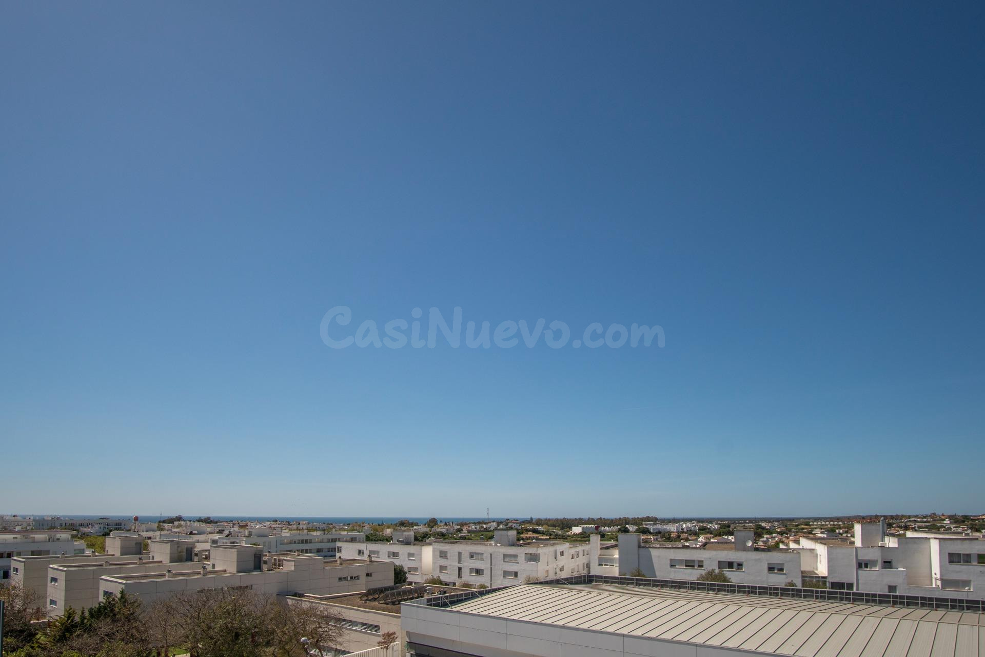 LO QUE SIEMPRE SOÑASTE: TU ÁTICO CON VISTAS EN CONIL - foto 2