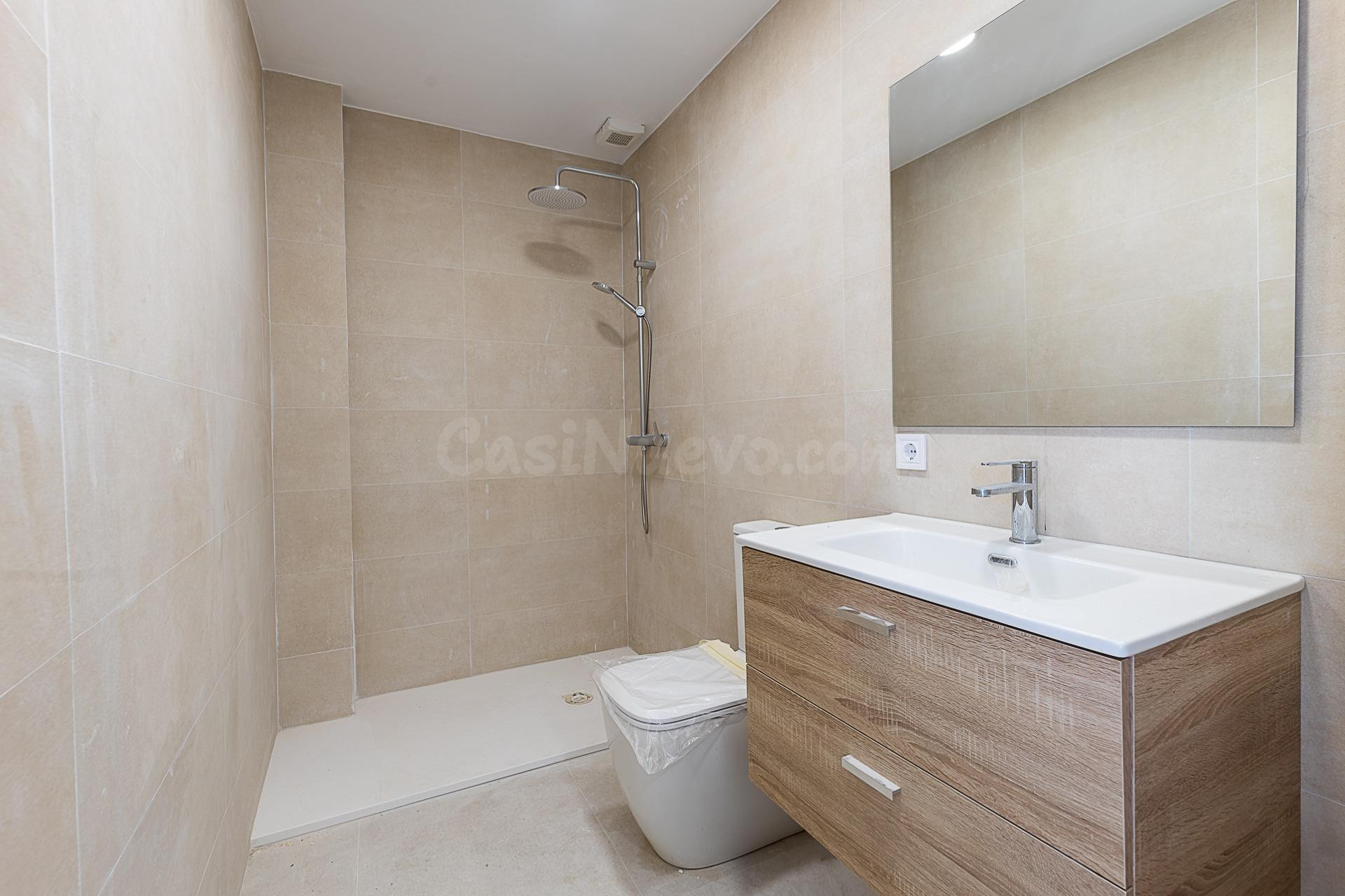 Obra nueva en Coll d’en Rabassa: vivienda de diseño con gran - foto 5