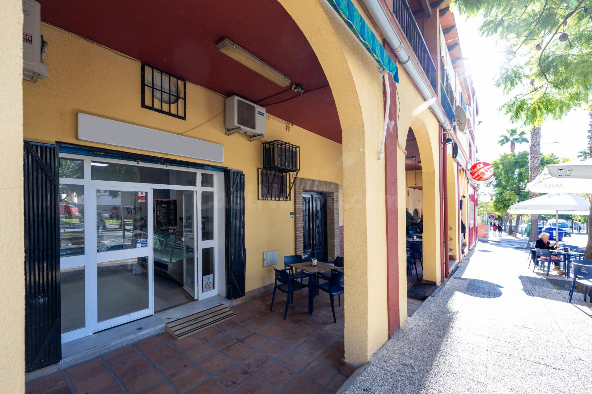 Local Comercial Avenida Enrique Martín Cuevas No.6 L8 - foto 3
