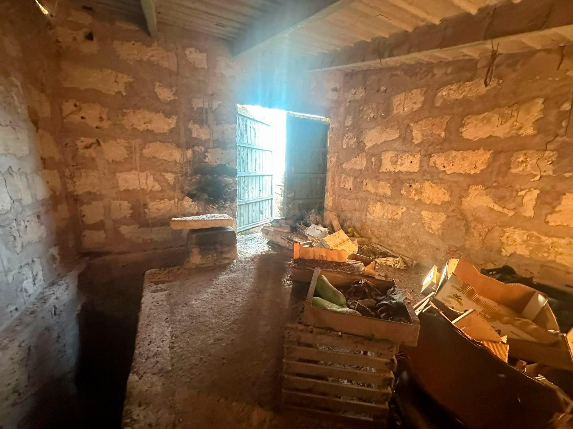 Finca rústica en Sant Joan - foto 5