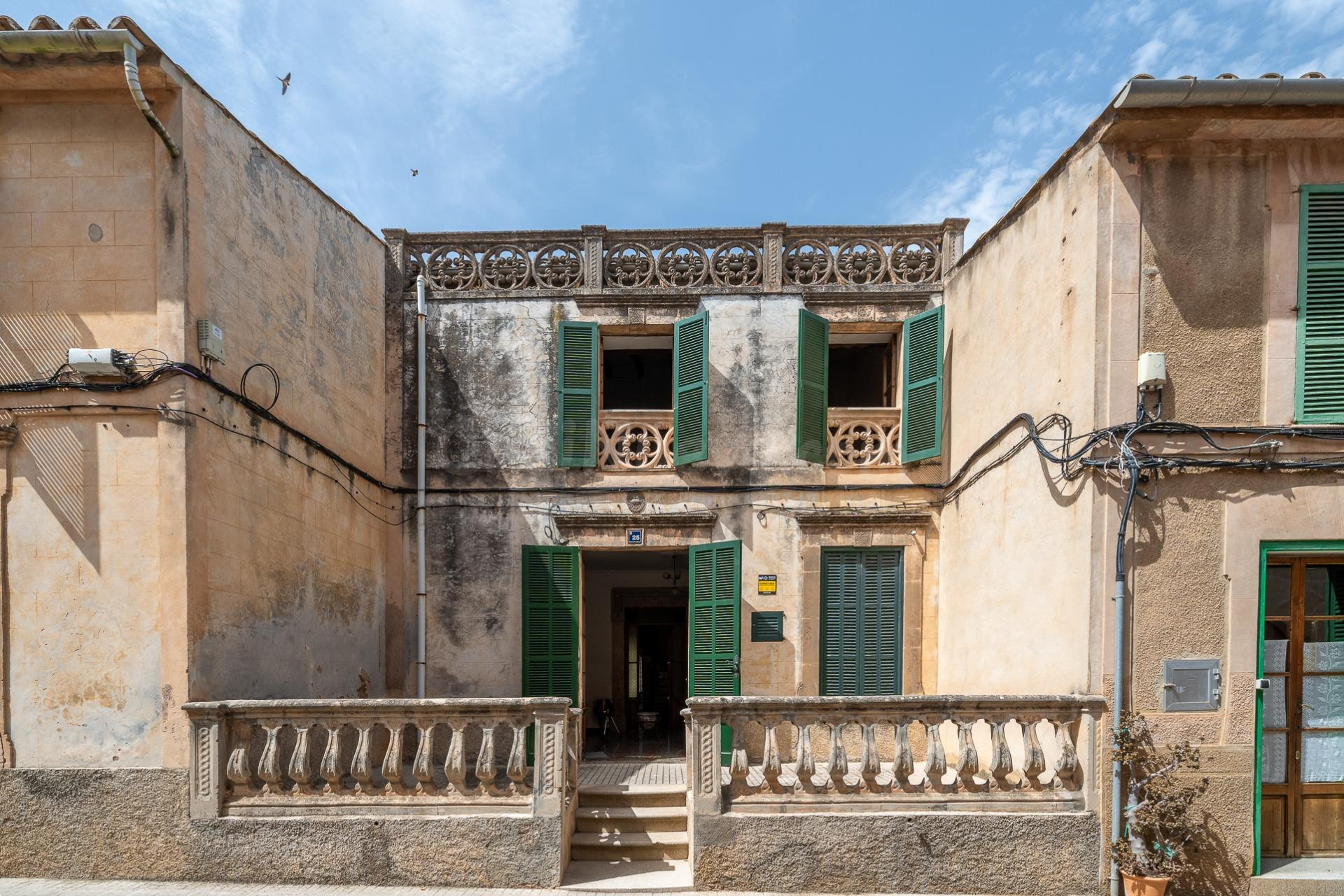 Casa de pueblo con gran potencial en Santa Maria del Camí - foto 3