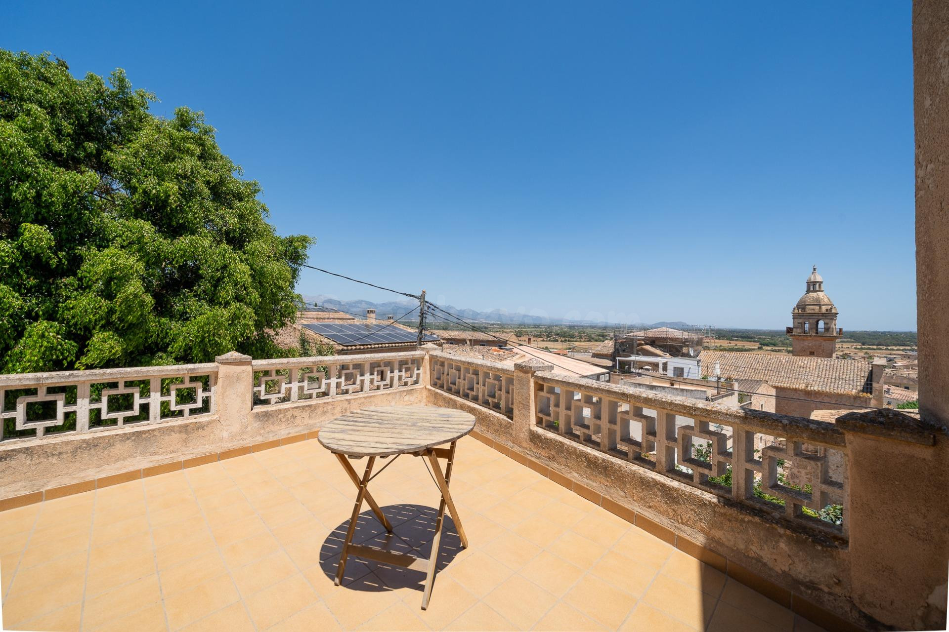 Casa de pueblo con vistas panorámicas - foto 3