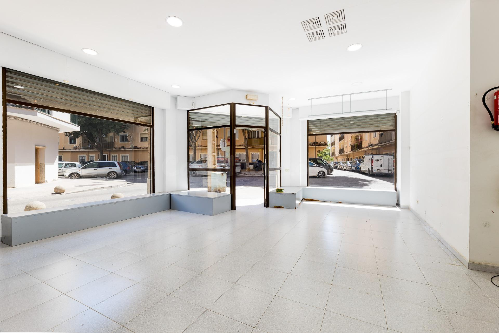 Local comercial en planta baja en El Molinar