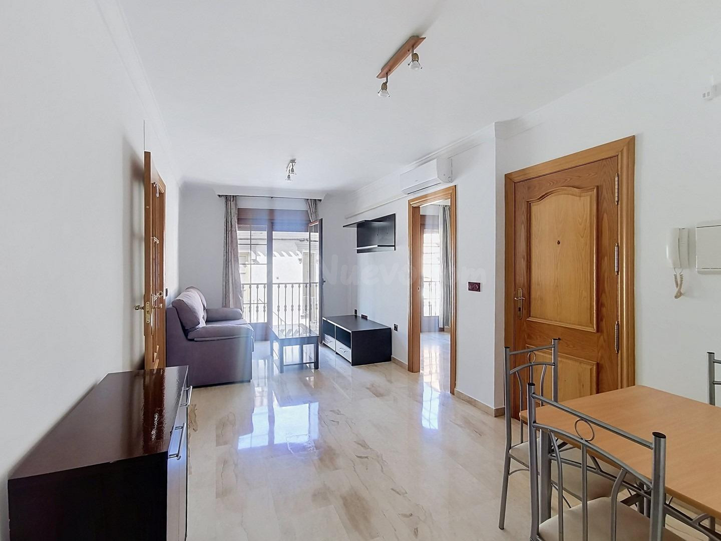 Piso de 3 dormitorios junto al Ayuntamiento de Las Gabias