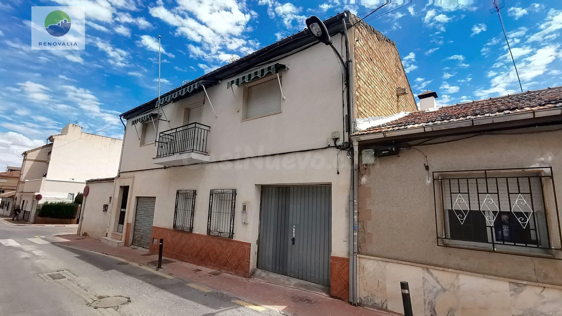 Casa junto a Avenida de la Diputación de Armilla