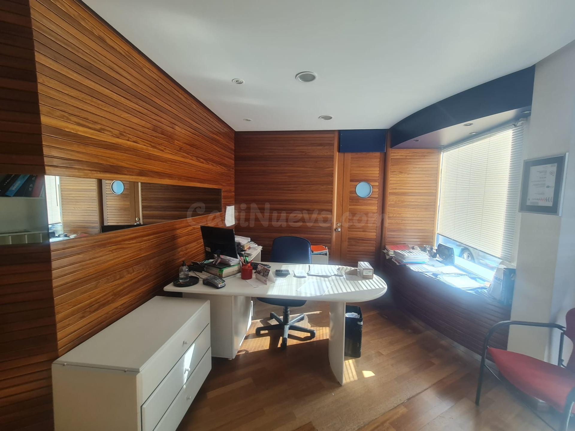 Oficina en alquiler en Puerto Pollença, a pocos metros del p - foto 3