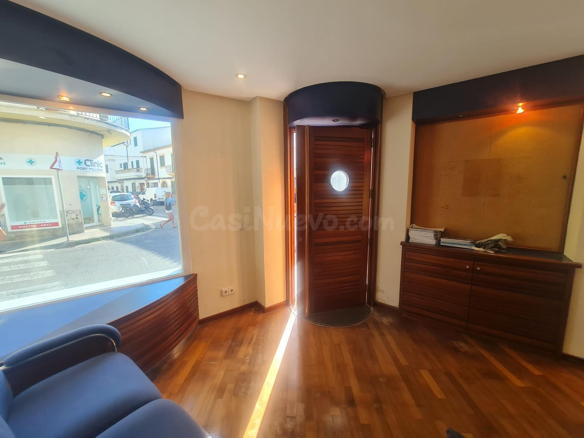 Oficina en alquiler en Puerto Pollença, a pocos metros del p - foto 5