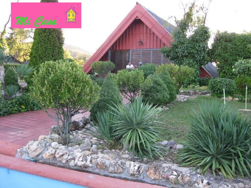 CHALET  EN SITIO PRIVILEGIADO,CON  MUCHO TERRENO.PRECIO NEGO