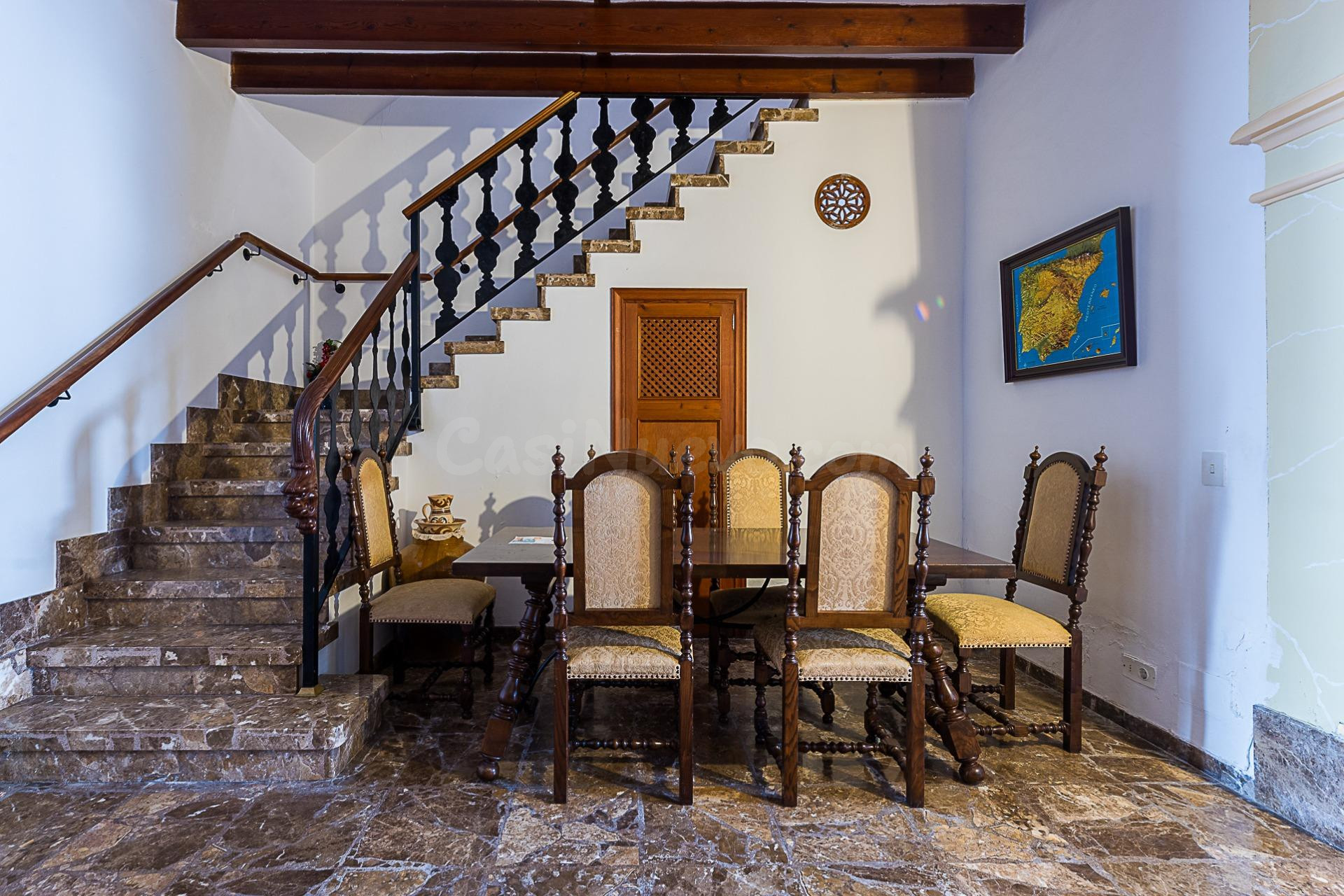Gran casa de pueblo con patio - foto 4