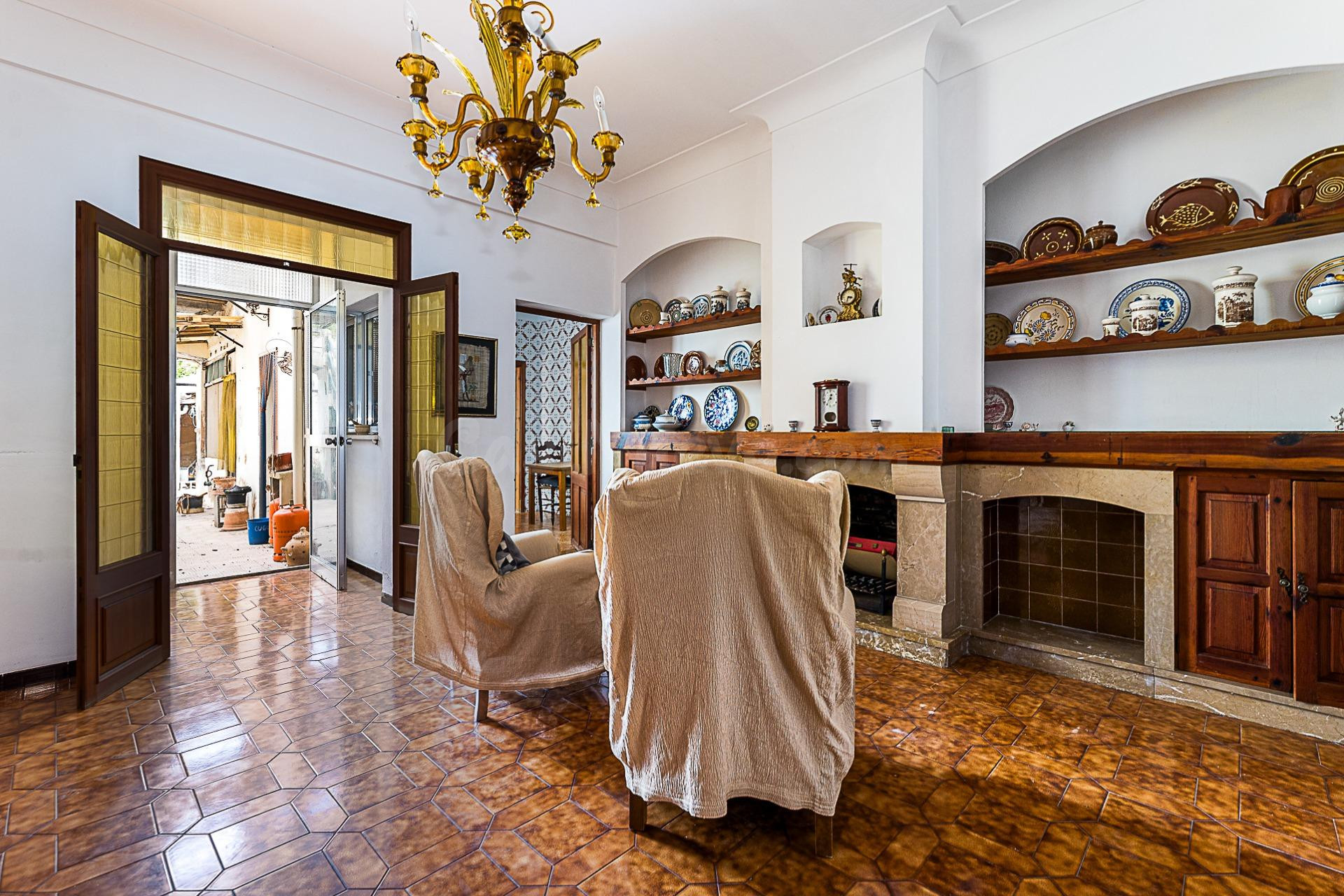 Gran casa de pueblo con patio - foto 5