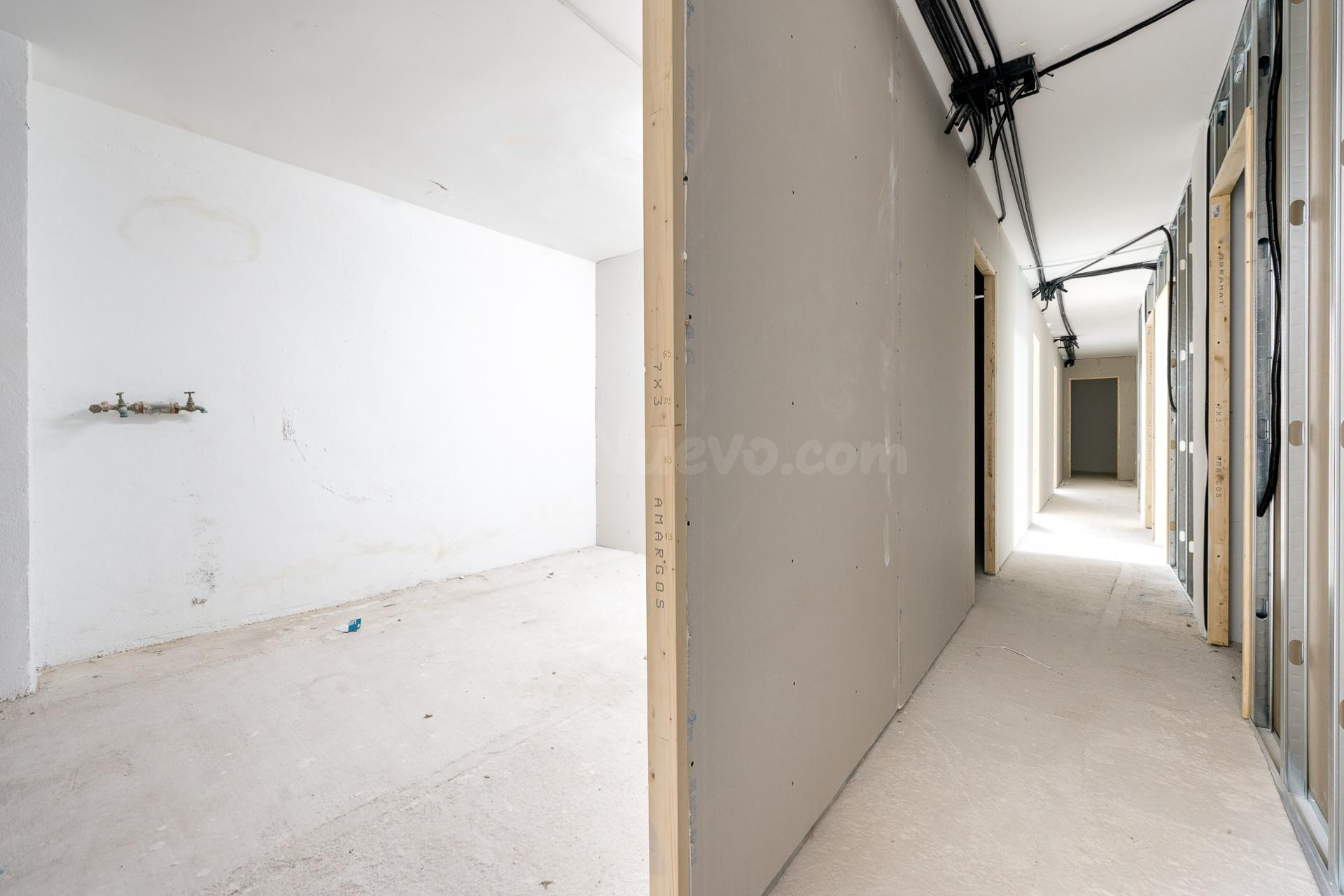 LOCAL DE 284 m2 EN ZONA CASTILLO DE BELLVER