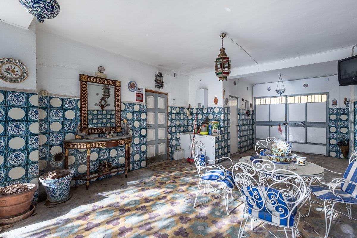 Gran Casa con Parcela a Reformar - foto 3