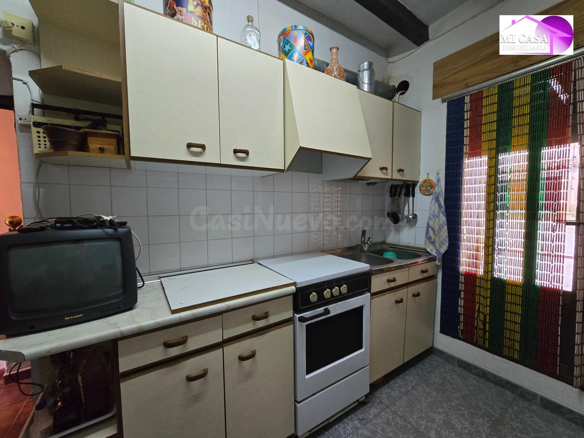 SE VENDE CASA CON AMPLIO CORRAL Y PARA ENTRAR A VIVIR EN CET - foto 4