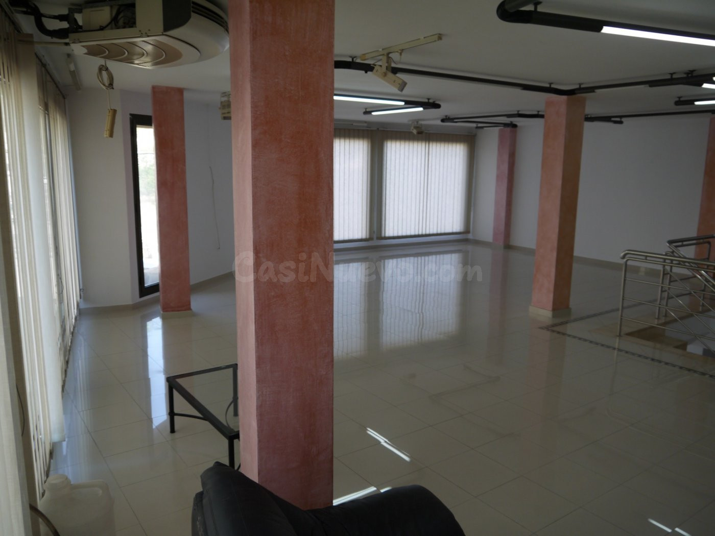 Local comercial de dos plantas en Manacor - foto 3
