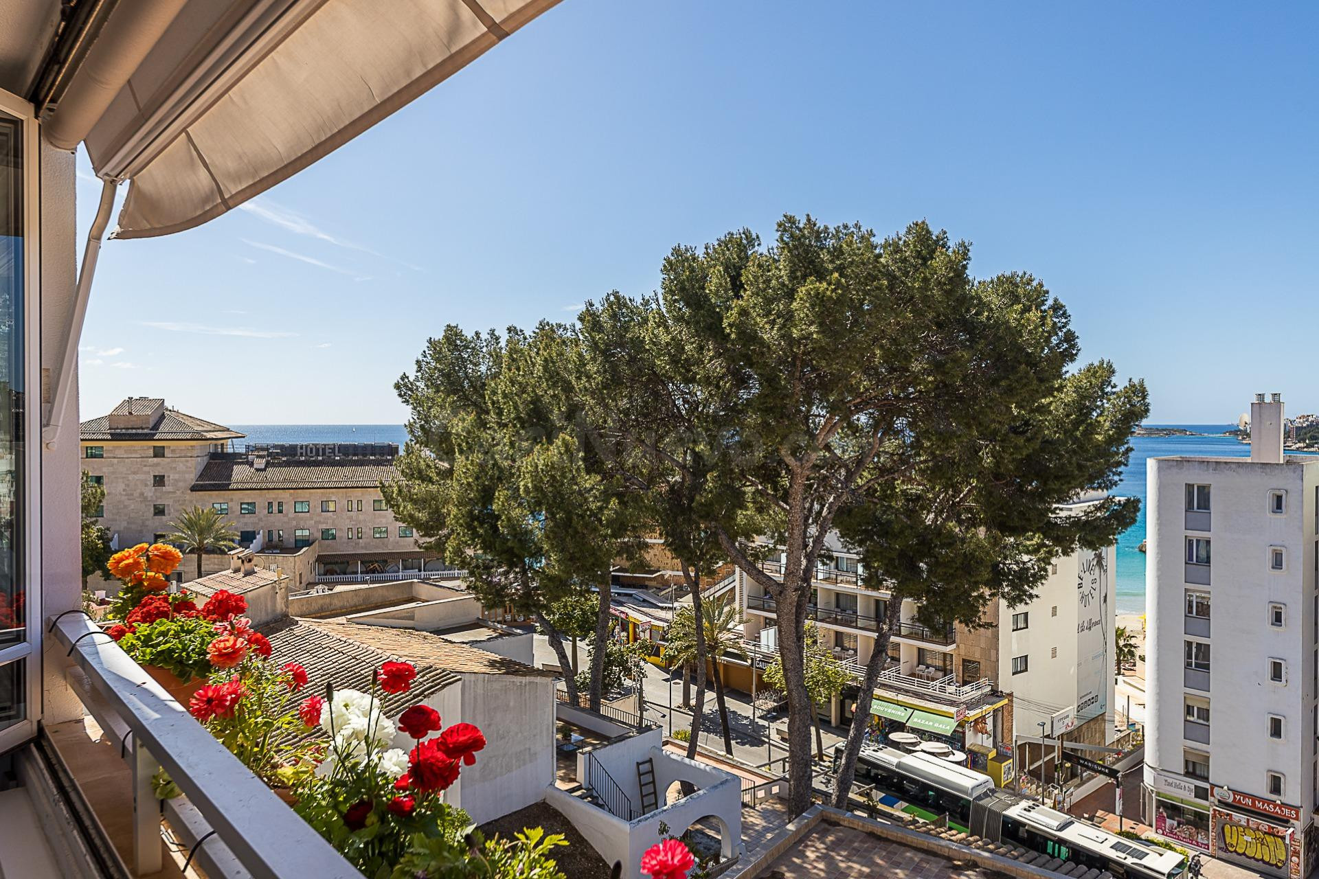 Apartamento con parking y trastero en Cala Major