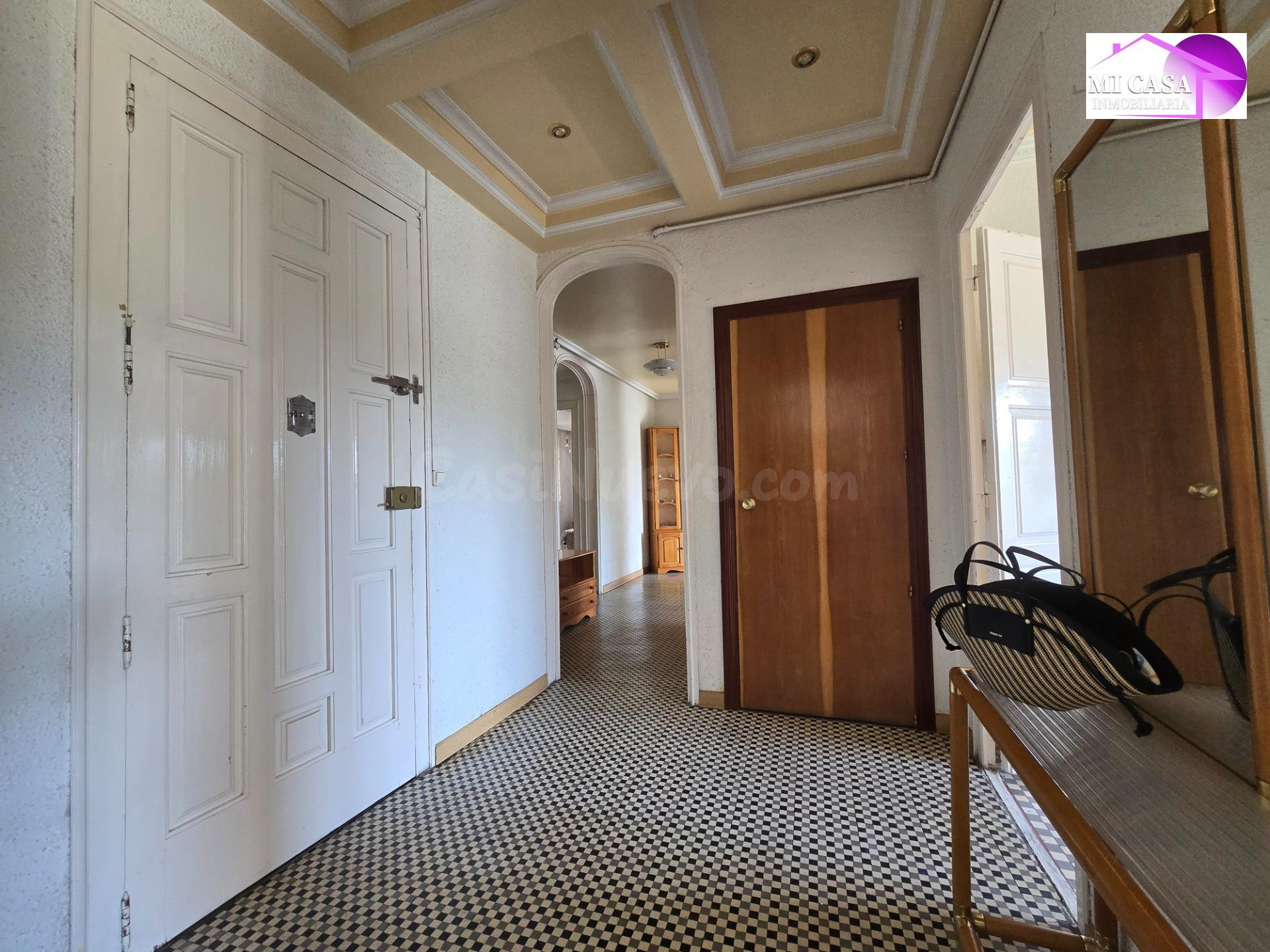 Amplio Piso en el Corazón de Calatayud con 6 habitaciones - foto 5