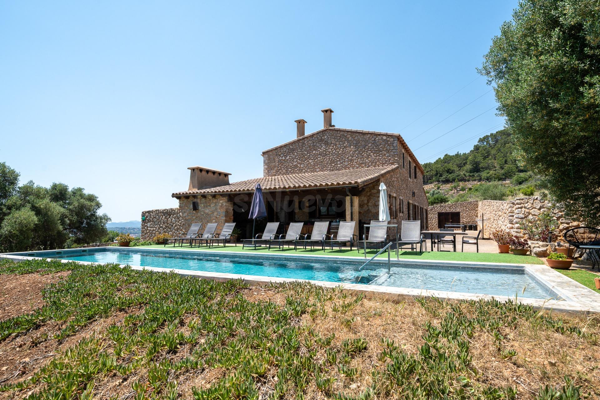 Exclusiva Finca Mallorquina con LICENCIA VACACIONAL en Sant  - foto 3