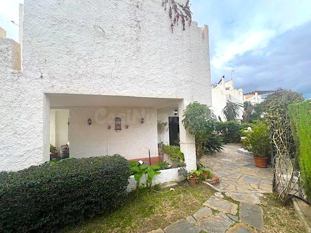 GRAN VILLA EN SAN LUIS DE SABINILLAS - foto 3
