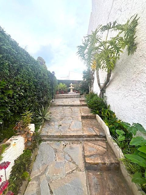 GRAN VILLA EN SAN LUIS DE SABINILLAS - foto 5