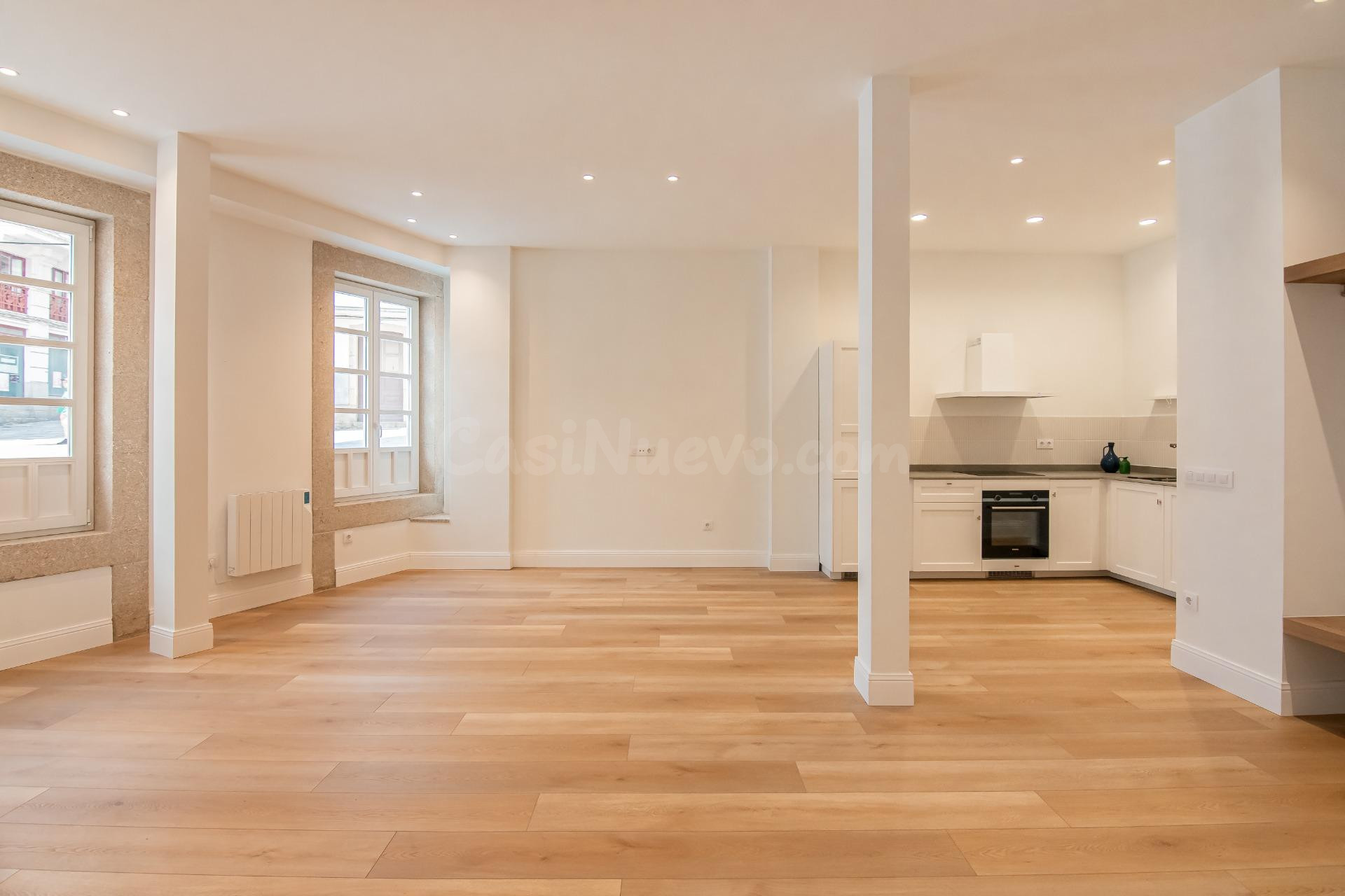 Loft singular, con rehabilitación a estrenar, en la Ciudad V - foto 2